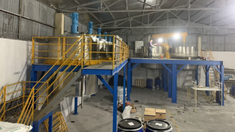 Quy trình sản xuất đạt chuẩn tại các nhà máy sản xuất sơn nước